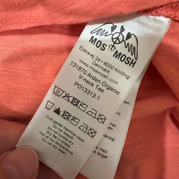Mos Mosh coral v neck tee - Picture 4 of 7